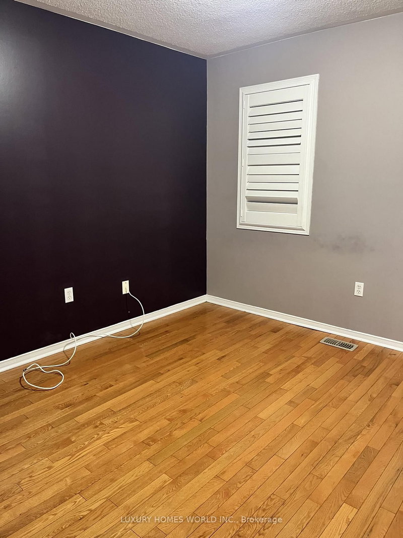 7 Glacier Cres, Toronto, M1X 2A9 | Image 3