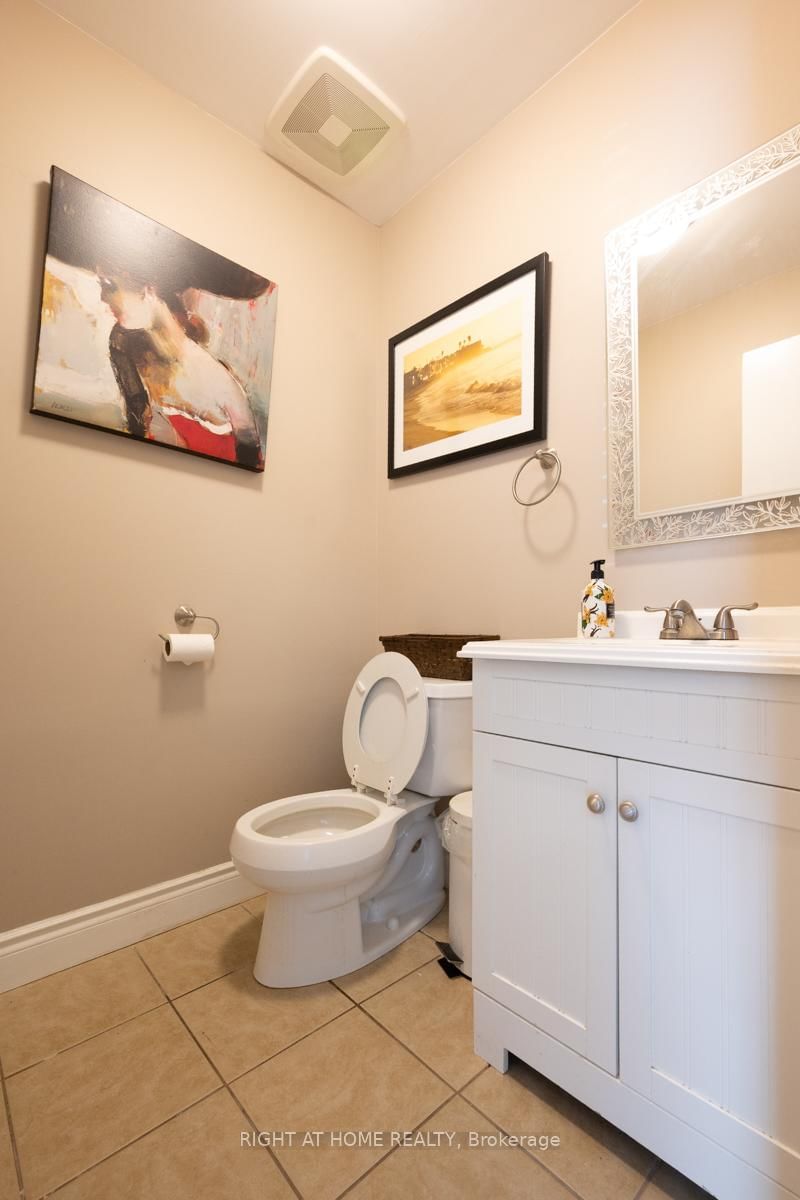 257 - 1885 Clements Rd, Pickering, L1W 3V4 | Image 3