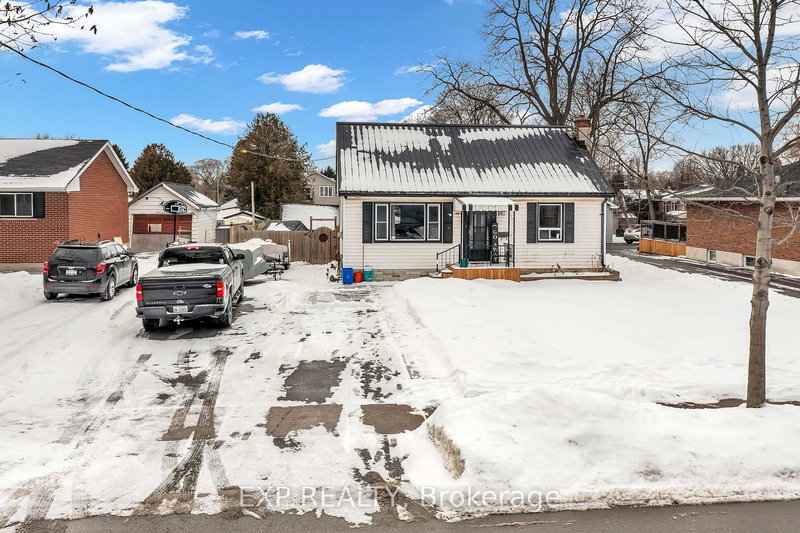 116 Duke St, Clarington, L1C 2W2 | Image 3