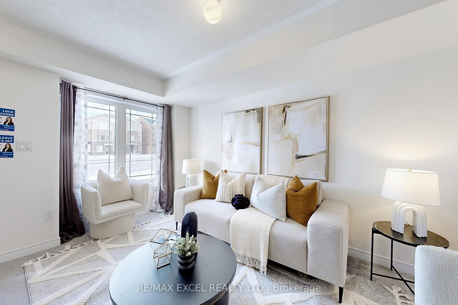 Townhouse sold at 2839 WHITES Road, Pickering, Ontario, L1X 0P4 - Rural Pickering - MLS: E12661174