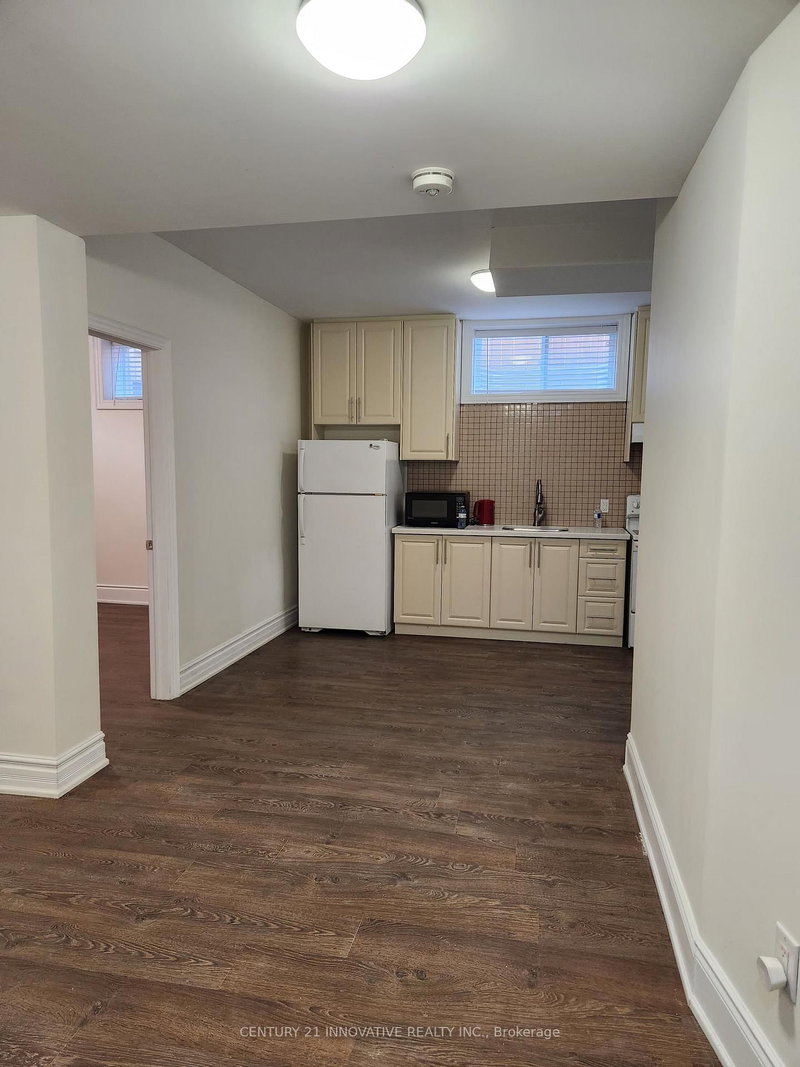 33 Scarborough Golf Club Rd, Toronto, M1M 3C6 | Image 3