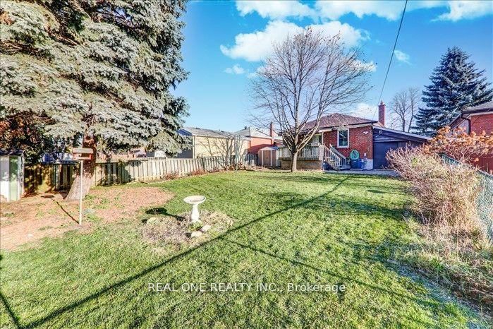 Detached House for lease at 164 Ellington Drive, Toronto, Ontario, M1R 3Y3 - Wexford-Maryvale - MLS: E12661694