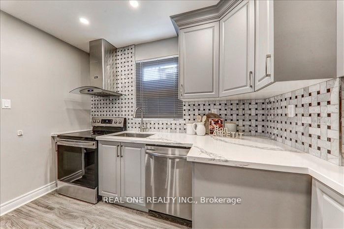 Detached House for lease at 164 Ellington Drive, Toronto, Ontario, M1R 3Y3 - Wexford-Maryvale - MLS: E12661694