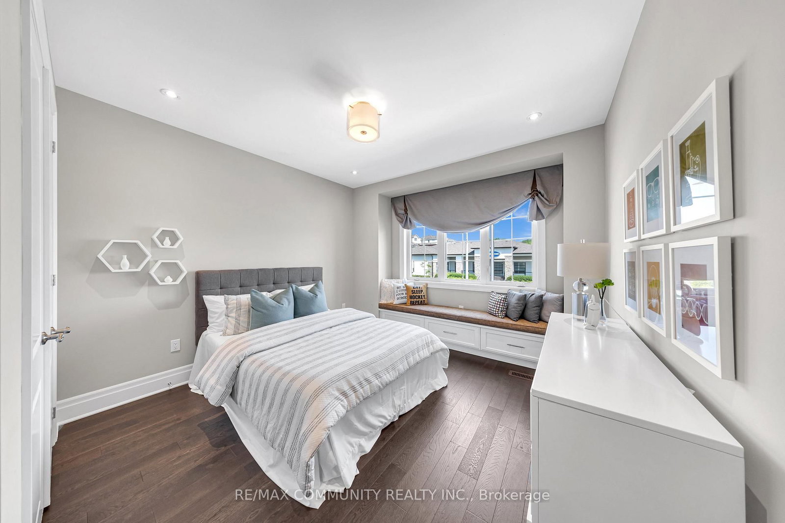 Detached House for sale at 1159 Dragonfly Avenue, Pickering, Ontario, L1X 0G1 - Rural Pickering - MLS: E12662894