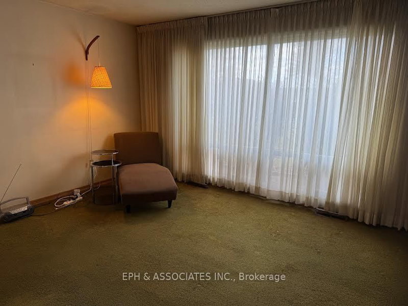 29 Stavely Ave, Toronto, M1K 4P2 | Image 2