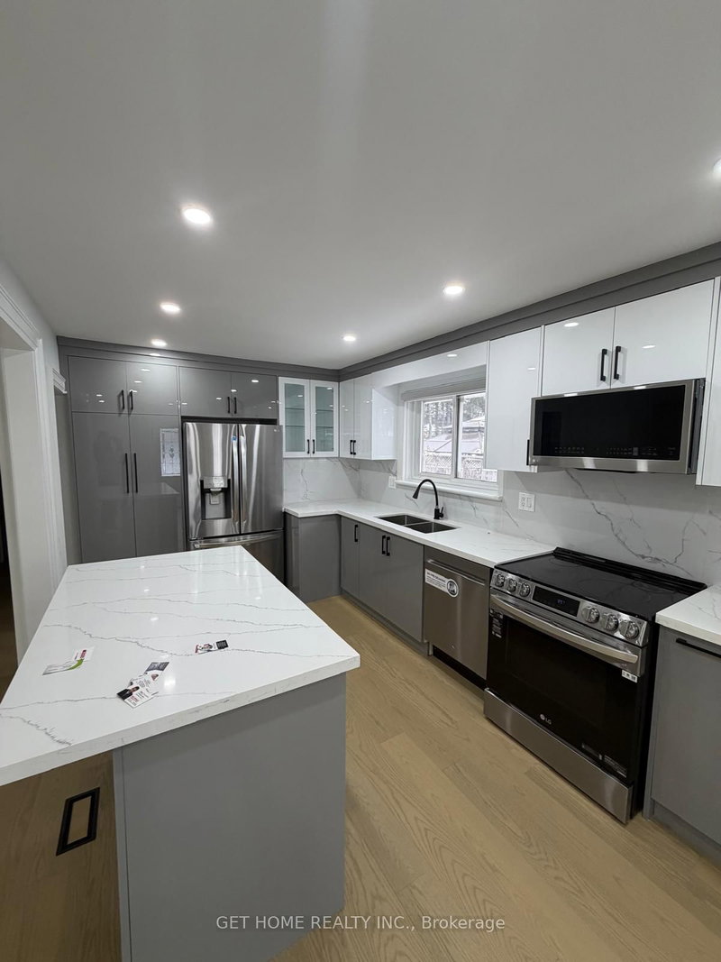 Main - 70 Moraine Hill Dr, Toronto, M1T 2A2 | Image 2