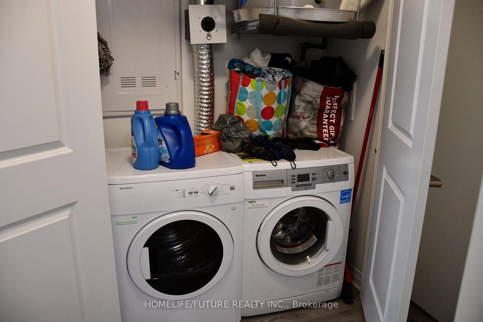 1900 Simcoe Street, Unit 629 - Photo 9