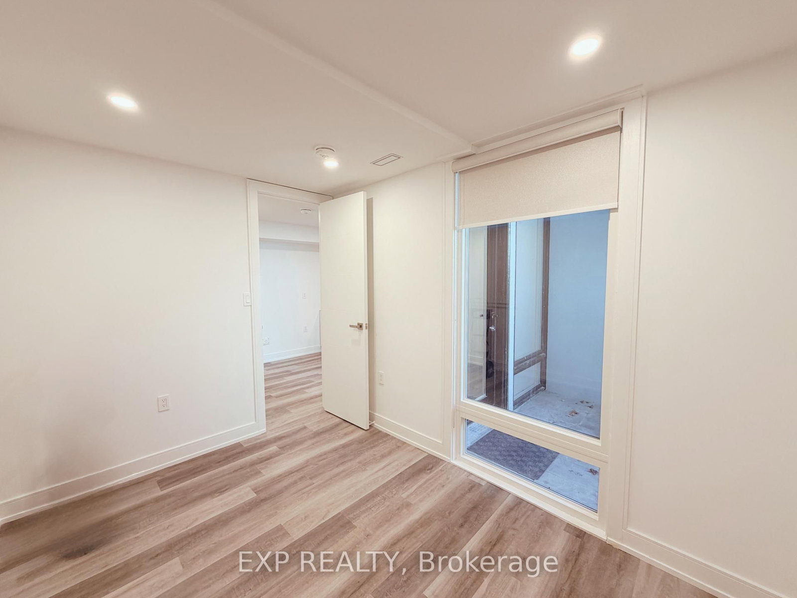 Detached House for lease at Lower-19 Devon Road, Toronto, Ontario, M4E 2J7 - East End-Danforth - MLS: E12668380