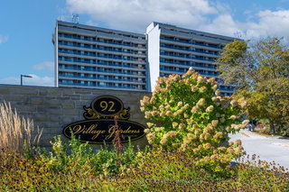 906 - 92 Church Street S