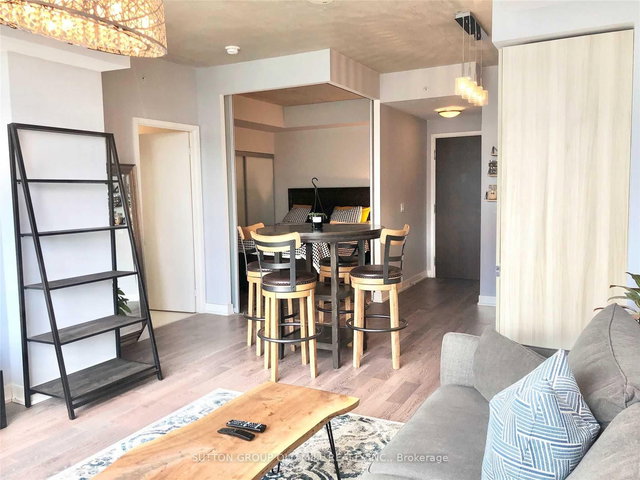 1012 - 1190 Dundas Street E