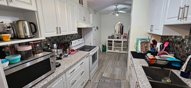 1910 - 25 Silver Springs Boulevard