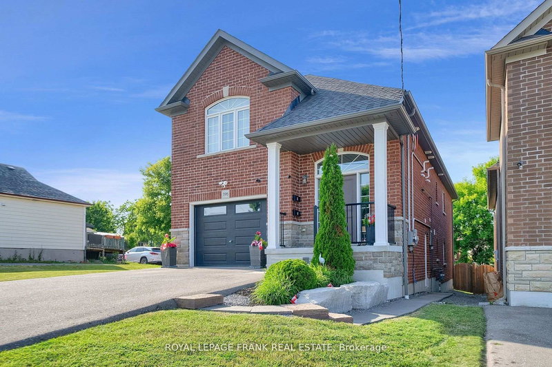 398 Olive Ave, Oshawa, L1H 2R1 | Image 3
