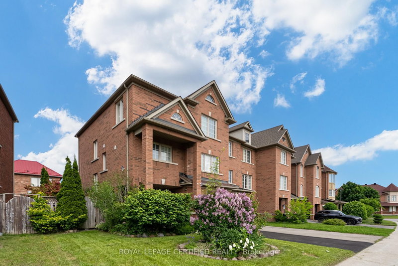 21 Polarlights Way, Toronto, M1X 1Z4 | Image 2