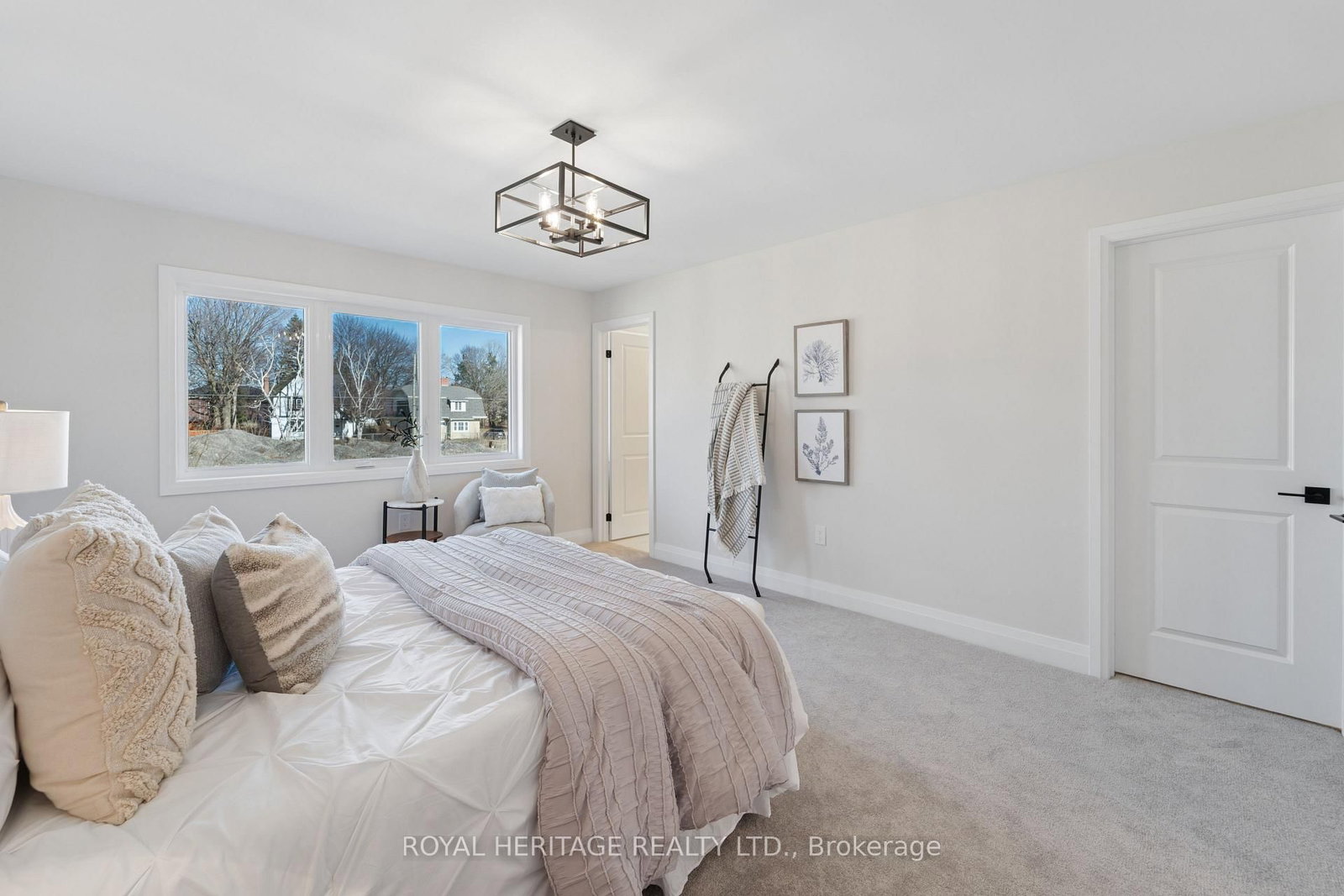 Townhouse for sale at 127 Hickory Street, Whitby, Ontario, L1N 3X6 - Downtown Whitby - MLS: E12677460