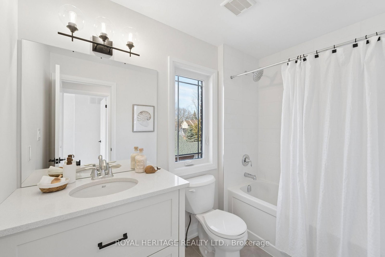 127 Hickory Street N - Photo 18