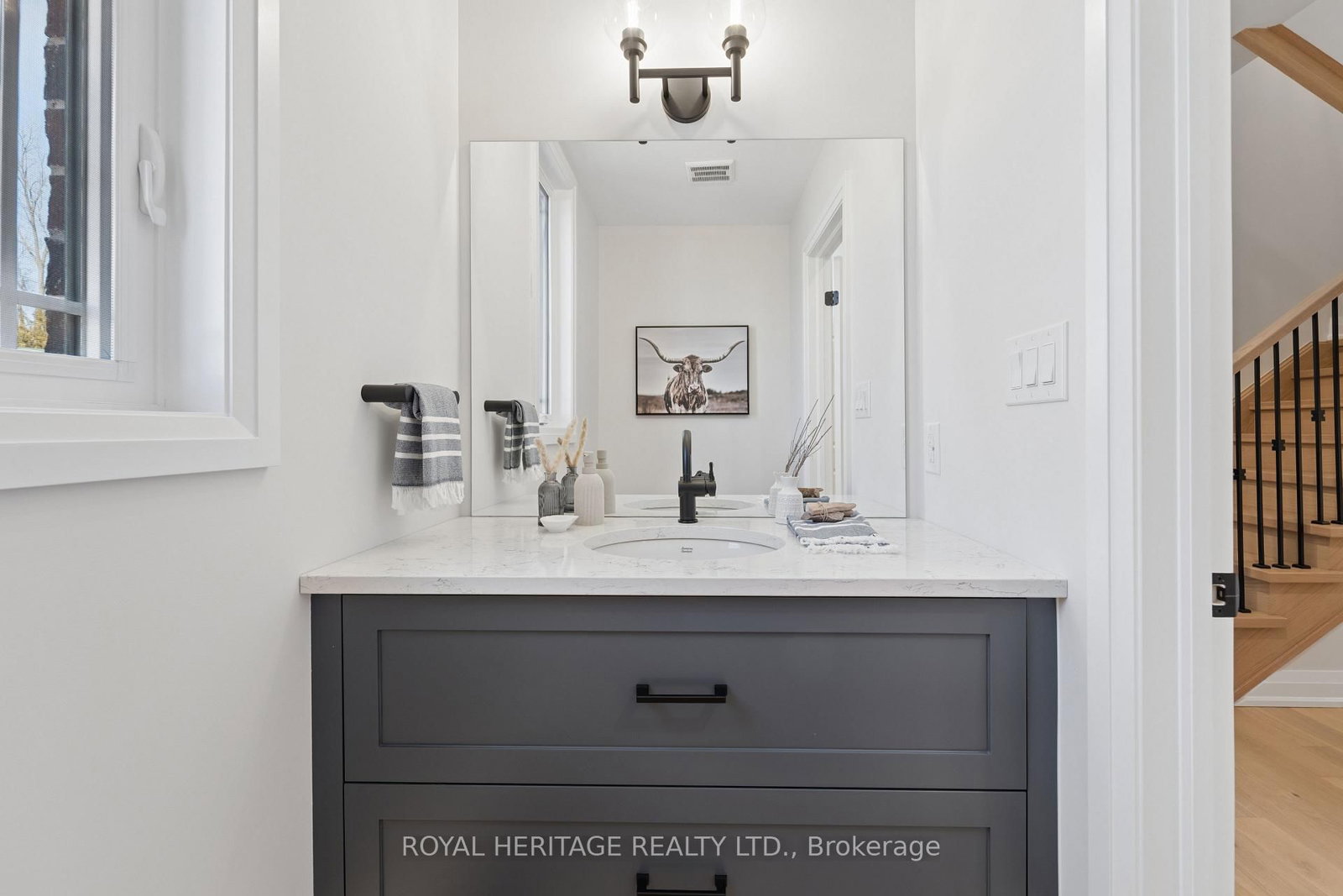 Townhouse for sale at 129 Hickory Street, Whitby, Ontario, L1N 3X6 - Downtown Whitby - MLS: E12677466