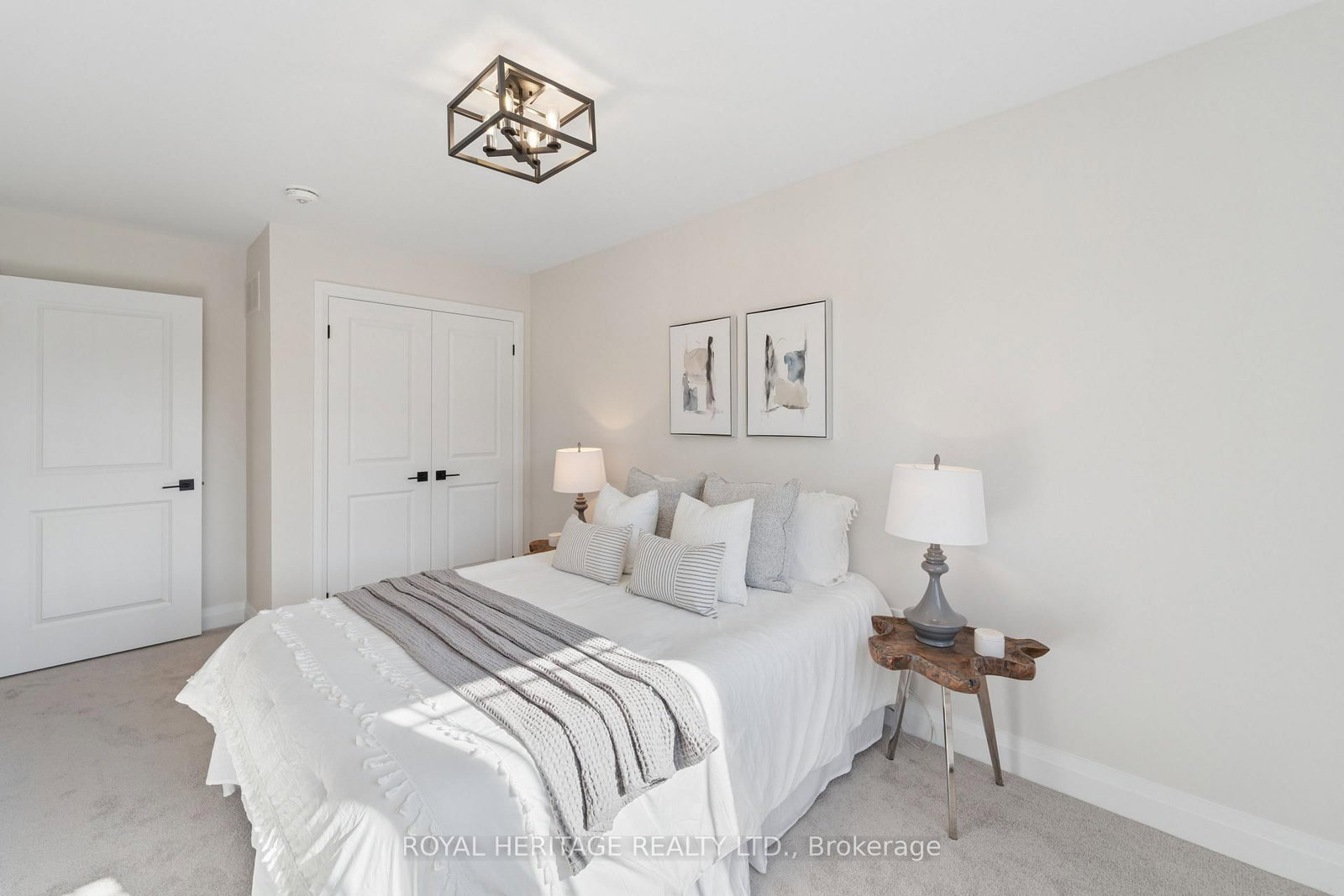 Townhouse for sale at 129 Hickory Street, Whitby, Ontario, L1N 3X6 - Downtown Whitby - MLS: E12677466