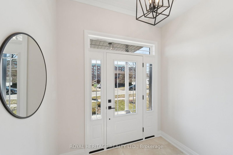 129 Hickory St N, Whitby, L1N 3X6 | Image 3