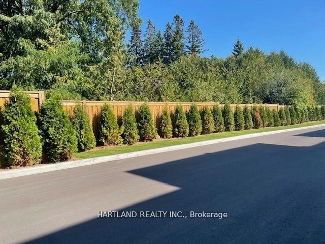 127 - 755 Omega Dr, Pickering, L1V 0H1 | Image 2