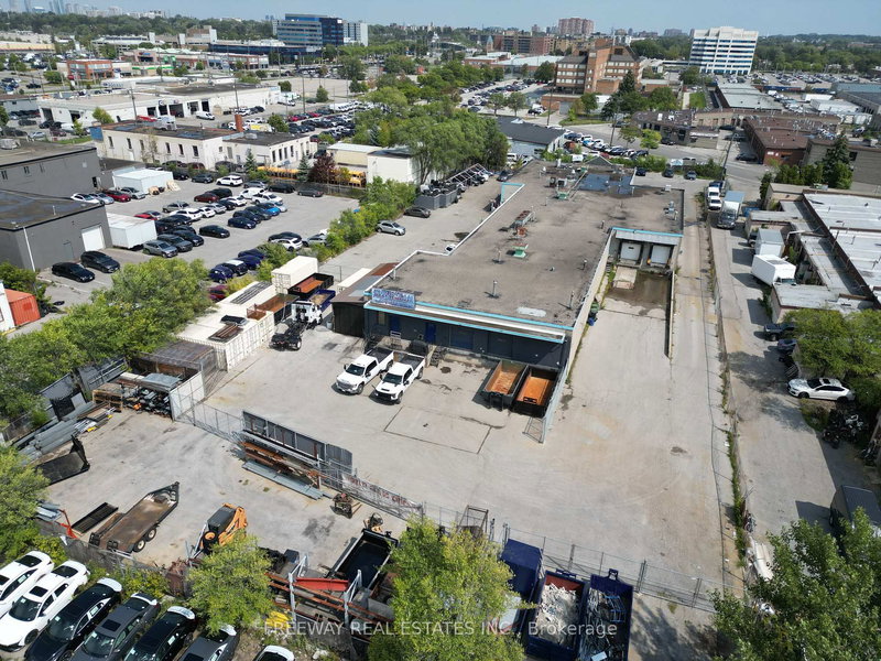 5 - 130 Manville Rd, Toronto, M1L 4J5 | Image 2