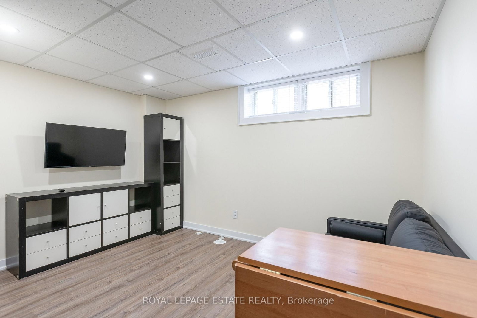 Detached House for lease at 5 Barlow Road, Toronto, Ontario, M1G 2B3 - Woburn - MLS: E12681328