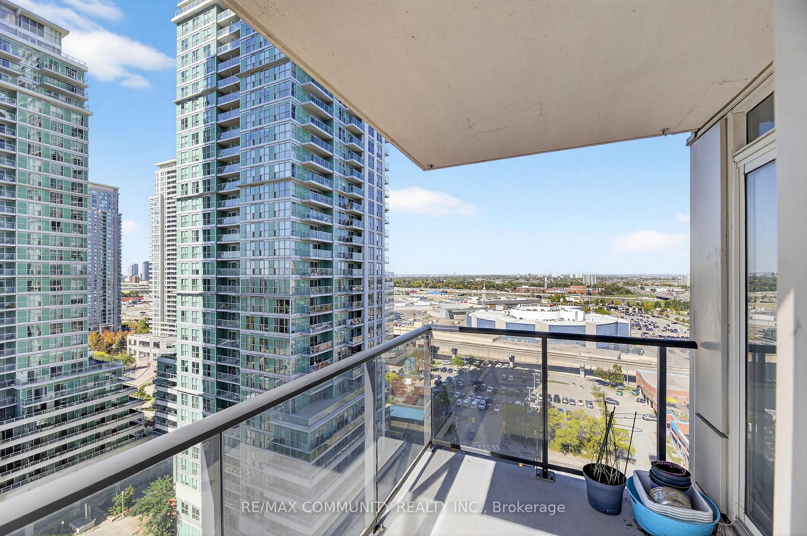 Condo for sale at 2010-25 Town Centre Court, Toronto, Ontario, M1P 0B4 - Bendale - MLS: E12682424