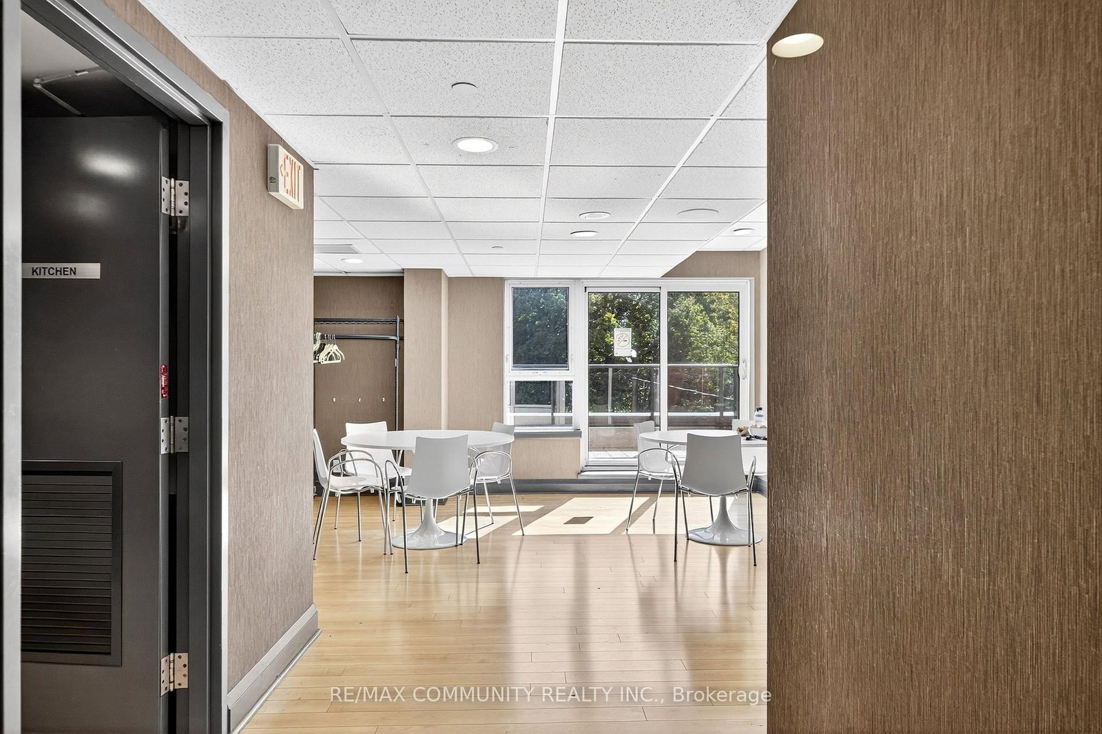 Condo for sale at 2010-25 Town Centre Court, Toronto, Ontario, M1P 0B4 - Bendale - MLS: E12682424