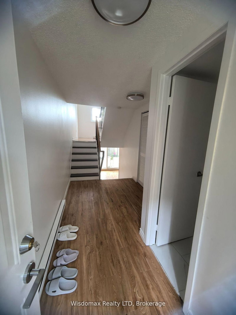 HS47 - 3100 Kingston Rd, Toronto, M1M 3T4 | Image 3