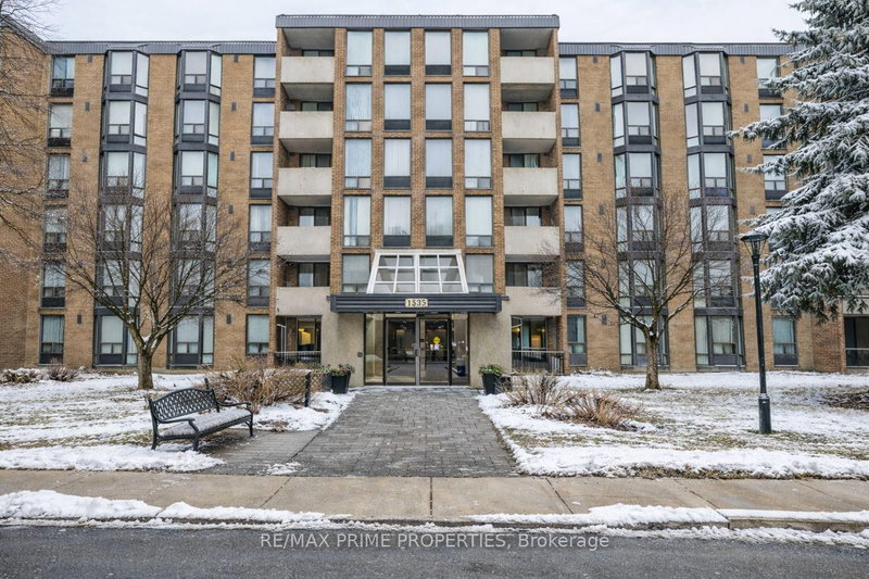 302 - 1535 Diefenbaker Crt, Pickering, L1V 3W2 | Image 3