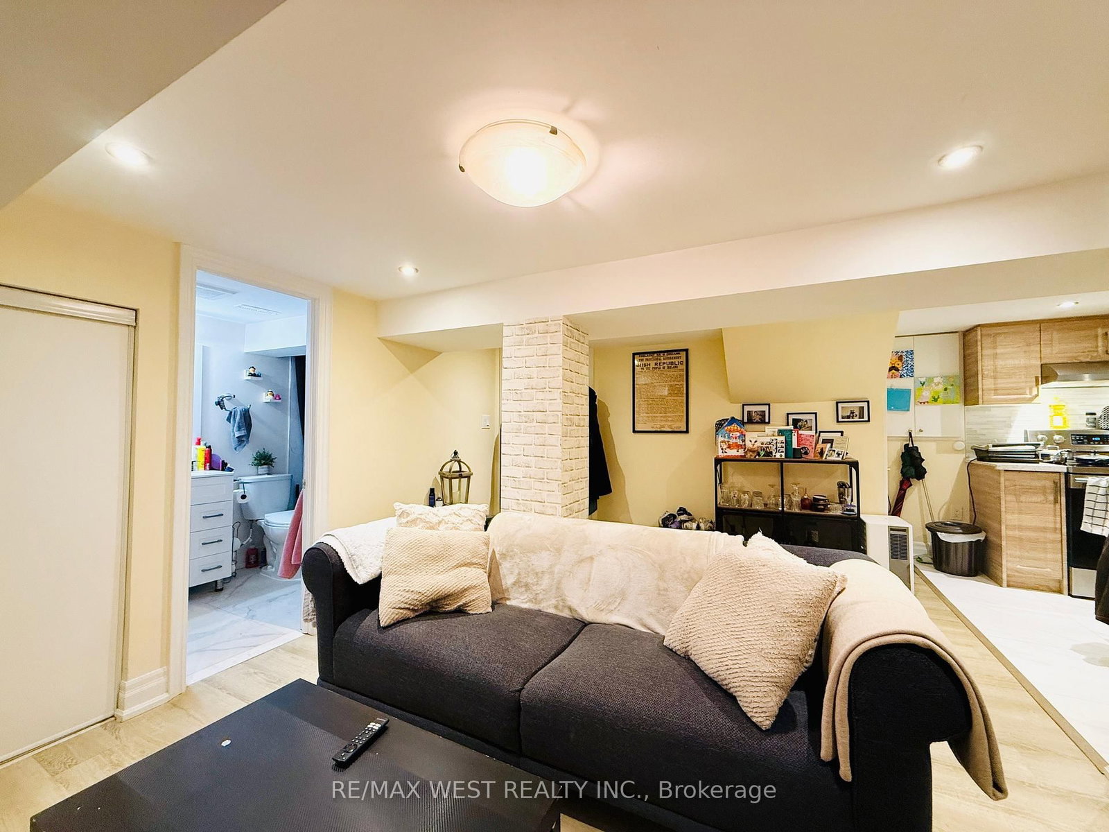 Detached House for lease at Lower-48 Keystone Avenue, Toronto, Ontario, M4C 1H4 - East End-Danforth - MLS: E12689810