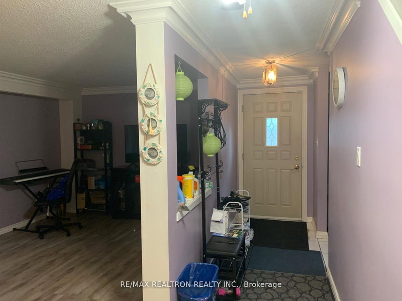 7 Parsell Sq, Toronto, M1B 2A5 | Image 3