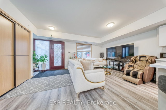 B107 - 50 Morecambe Gate