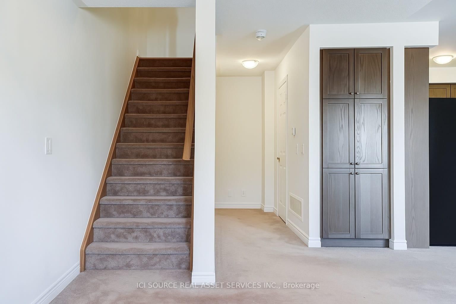 Townhouse for sale at 71 Tabaret Crescent, Oshawa, Ontario, L1L 0G5 - Windfields - MLS: E12694146