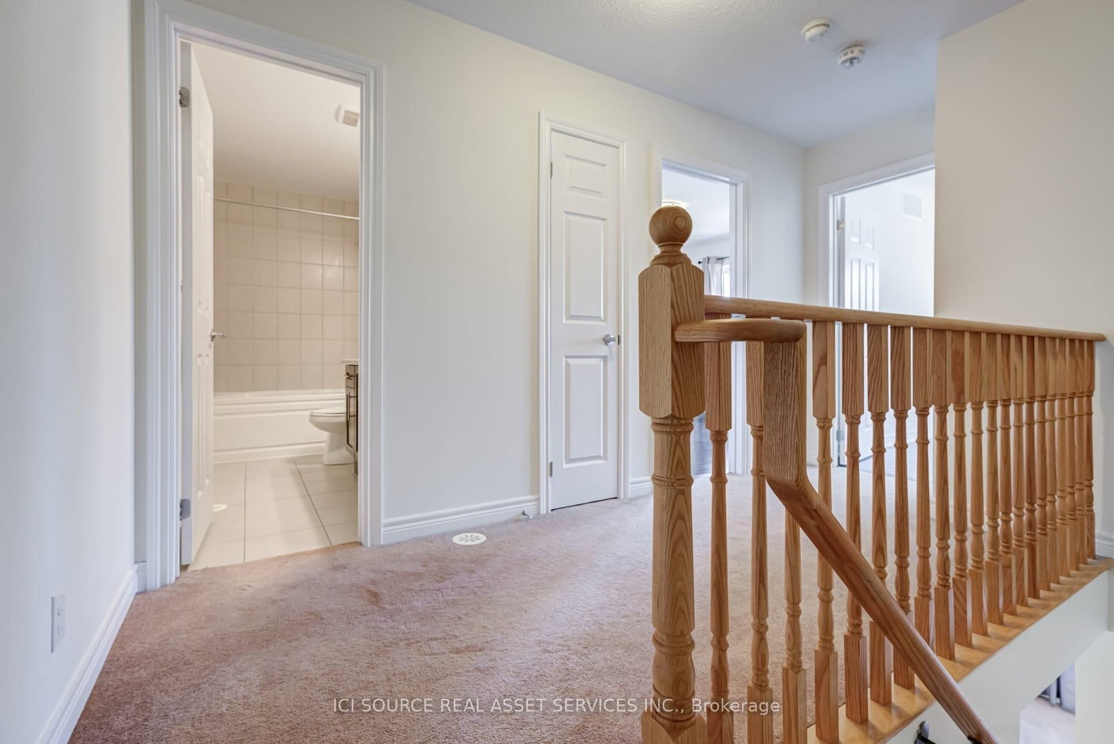 Townhouse for sale at 71 Tabaret Crescent, Oshawa, Ontario, L1L 0G5 - Windfields - MLS: E12694146