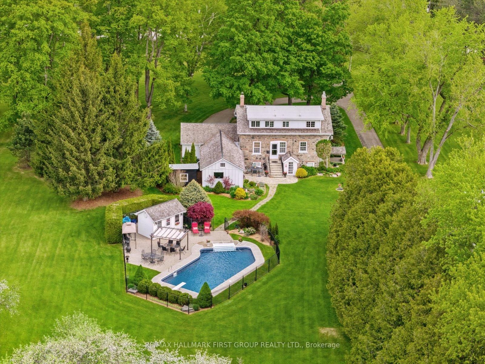 Detached House for sale at 535 Myrtle Road, Whitby, Ontario, L0B 1A0 - Rural Whitby - MLS: E12702842