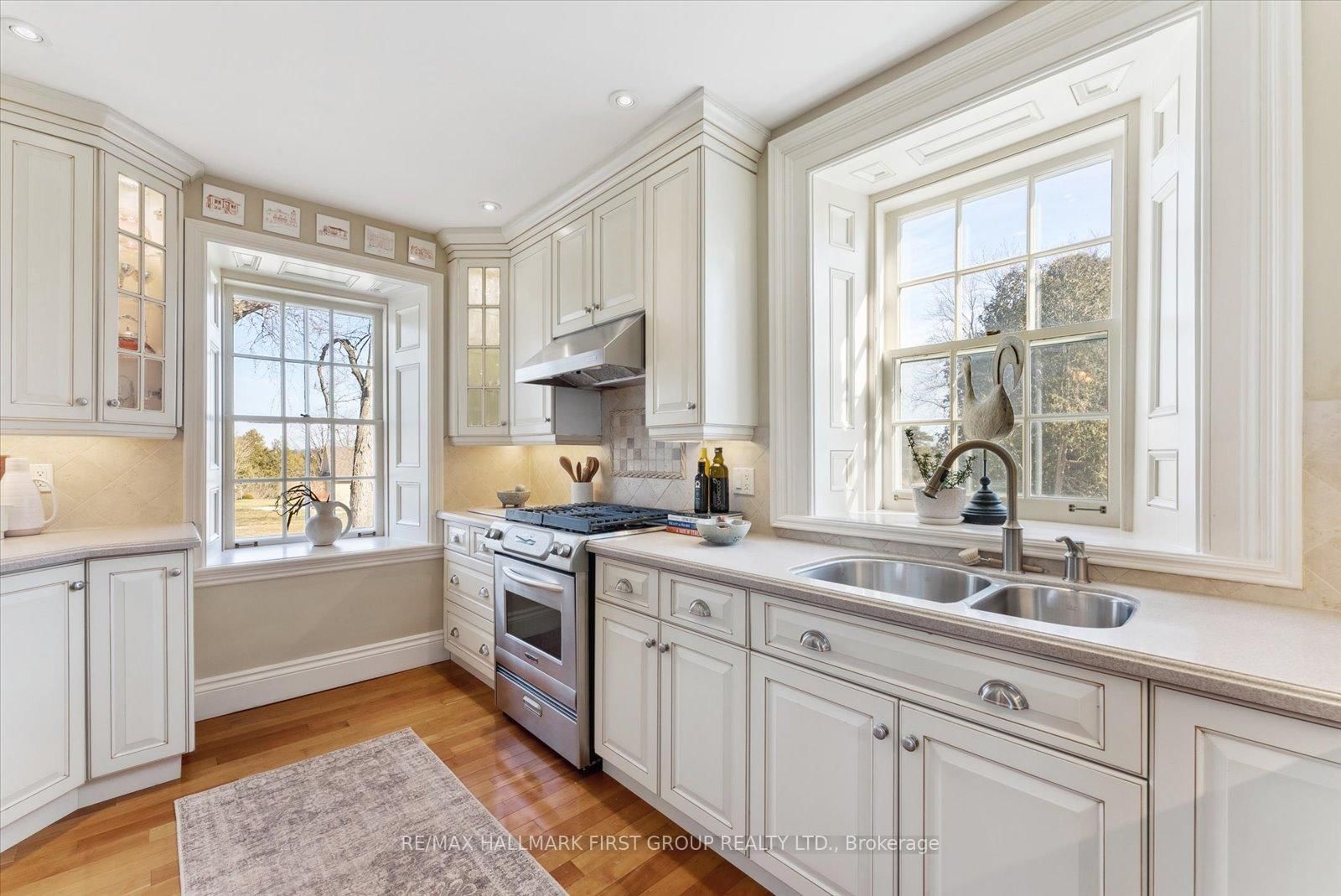 Detached House for sale at 535 Myrtle Road, Whitby, Ontario, L0B 1A0 - Rural Whitby - MLS: E12702842