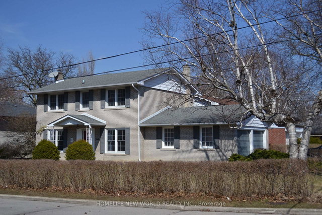 62 Landfair Crescent