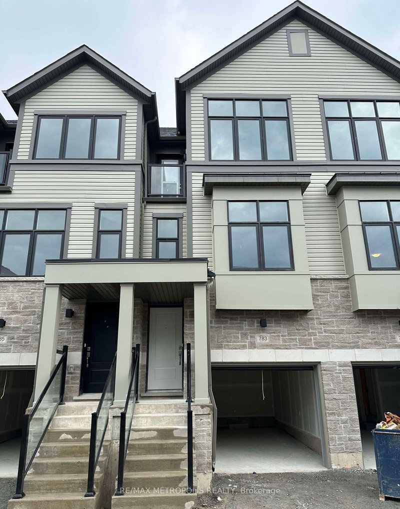 783 Kootenay Path, Oshawa, L1H 0A7 | Image 2