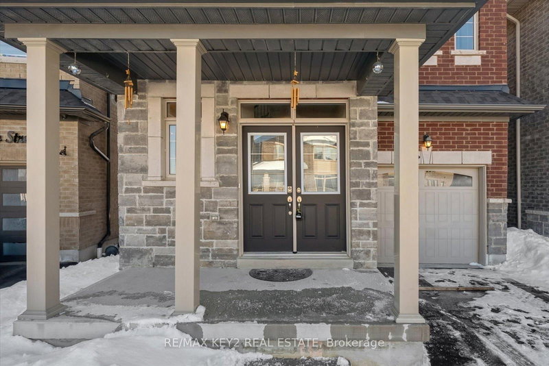 1129 Cameo St, Pickering, L1X 0L7 | Image 2