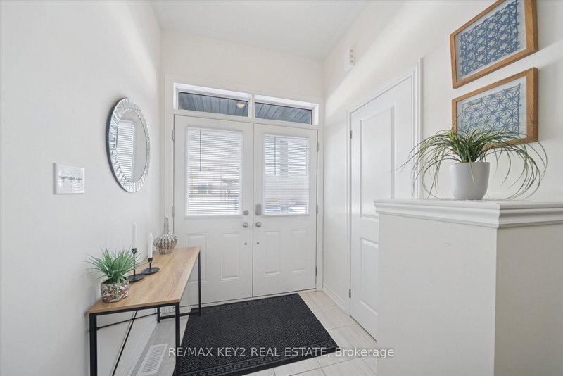 1129 Cameo St, Pickering, L1X 0L7 | Image 3