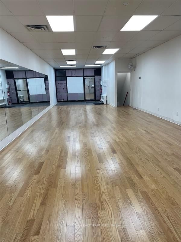 2637 Eglinton Avenue E - Photo 2