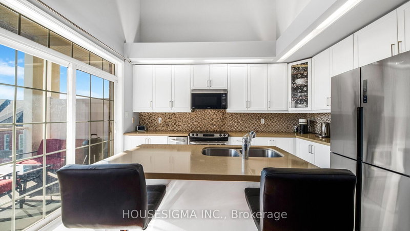 18 Lovegrove Lane, Ajax, L1S 0E7 | Image 3