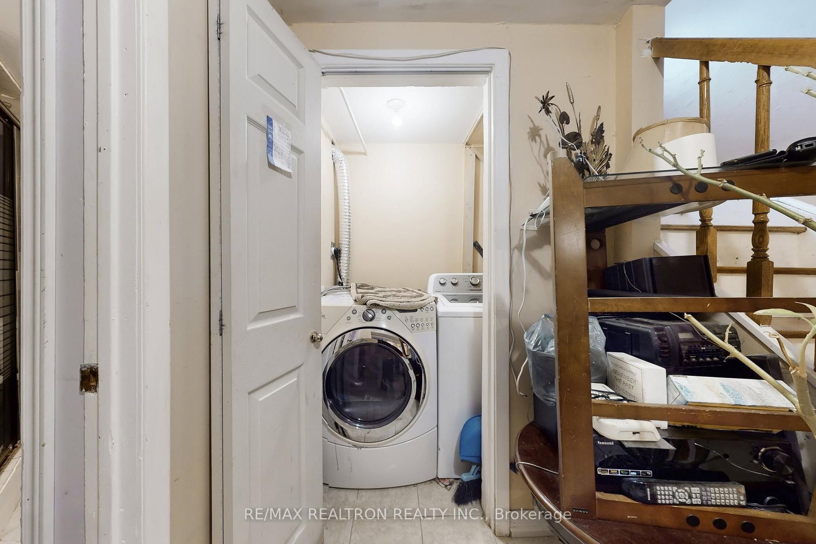 Detached House for lease at B2-10 Shoreland Crescent, Toronto, Ontario, M1G 1M5 - Woburn - MLS: E12716282