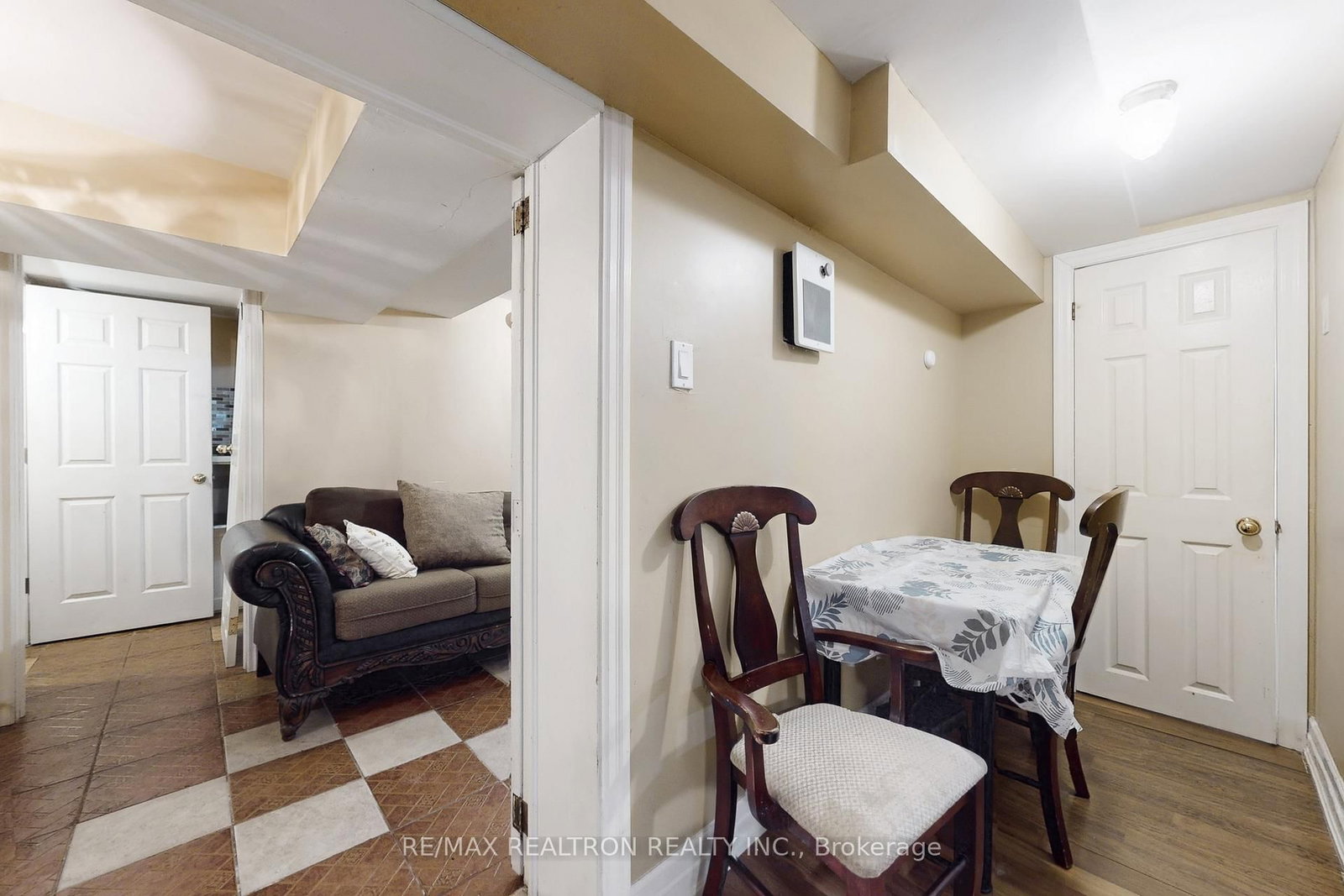 Detached House for lease at B2-10 Shoreland Crescent, Toronto, Ontario, M1G 1M5 - Woburn - MLS: E12716282