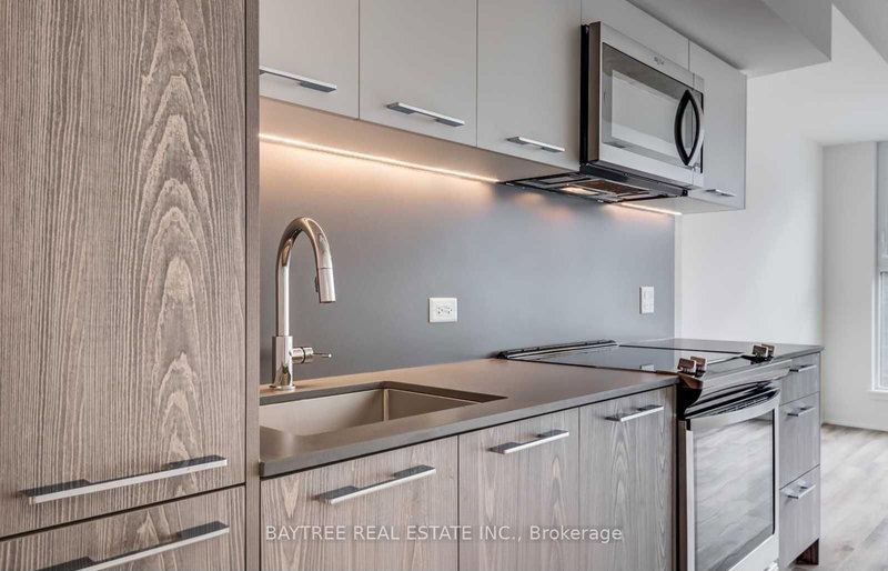 719 - 30 Baseball Pl, Toronto, M4M 0E8 | Image 2