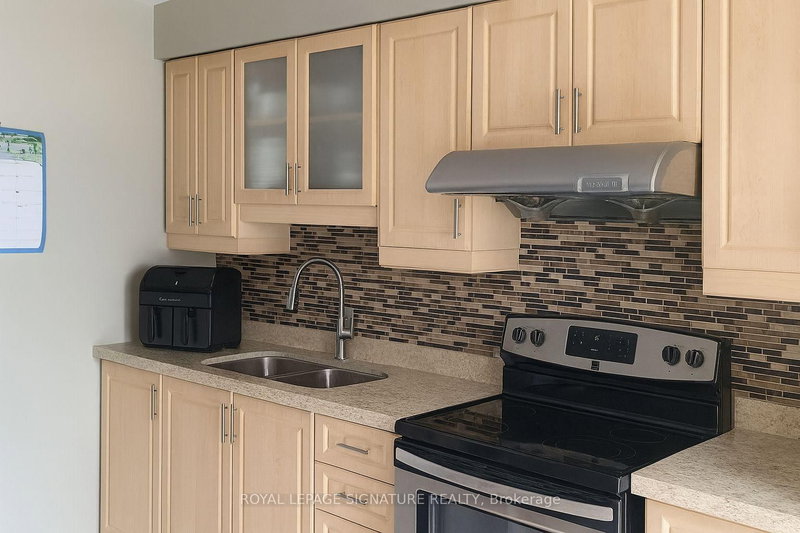 44 Parker Cres, Ajax, L1S 3R5 | Image 3