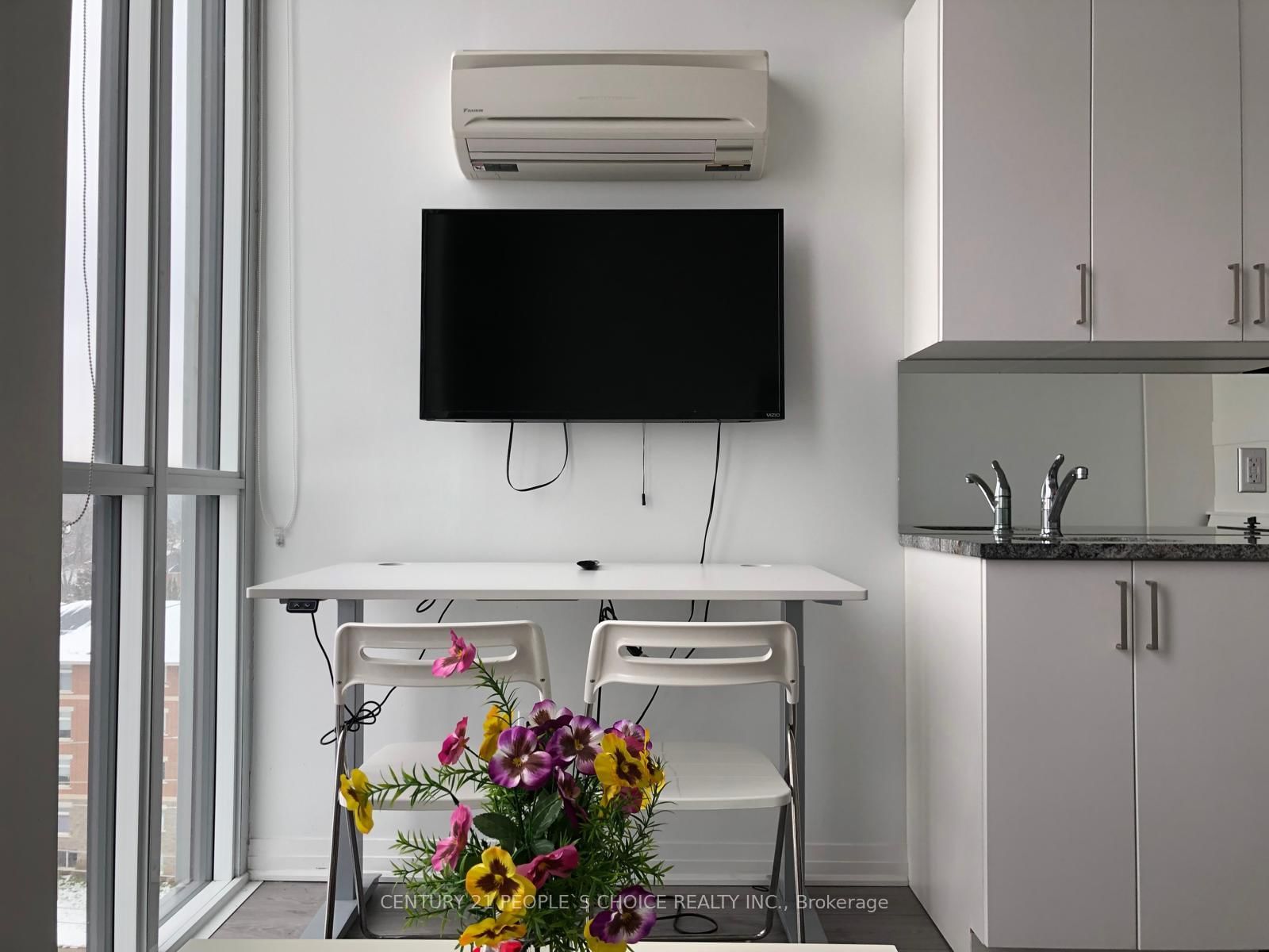 1900 Simcoe Street N, Unit 827 - Photo 12