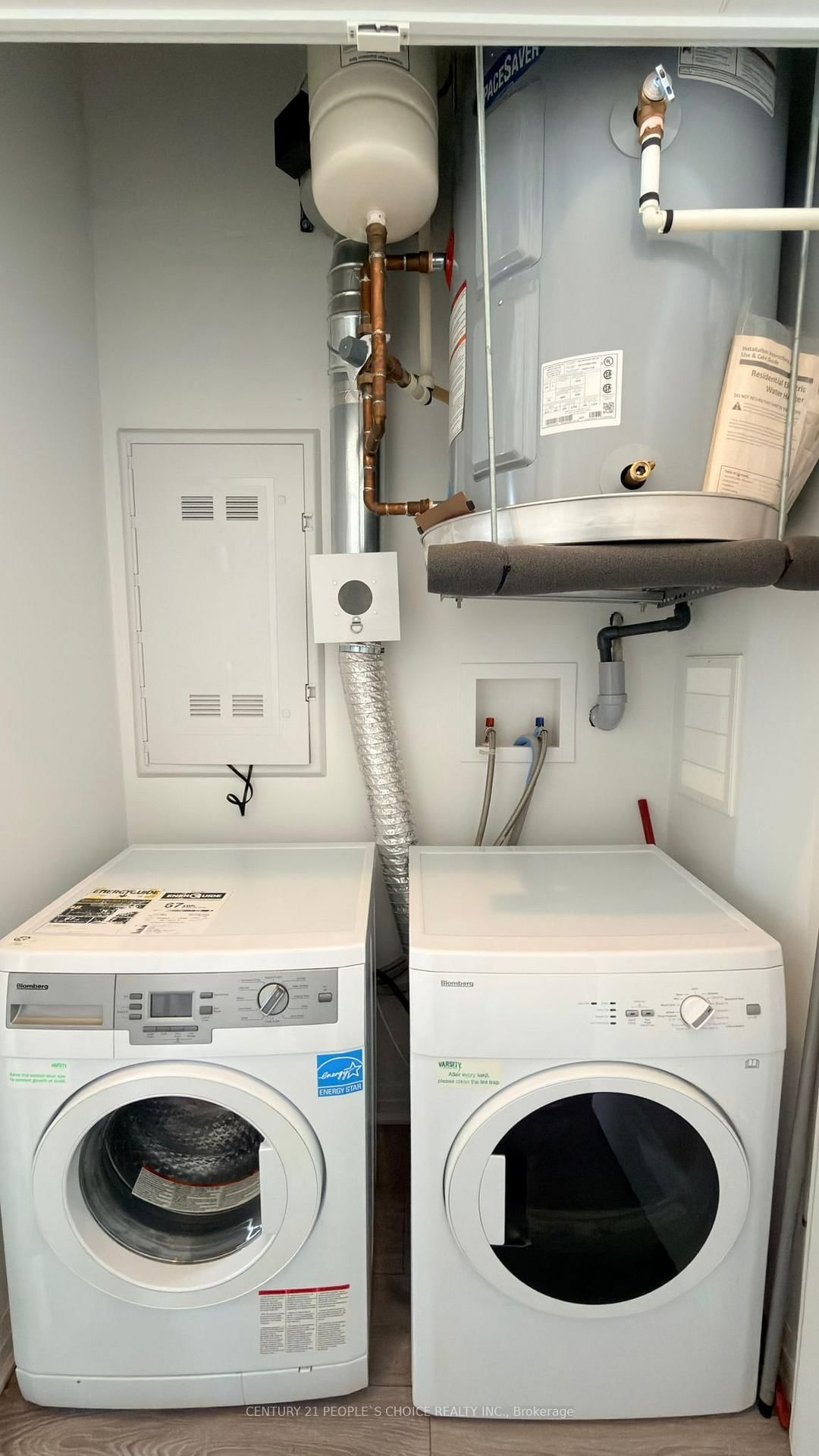 1900 Simcoe Street N, Unit 827 - Photo 15