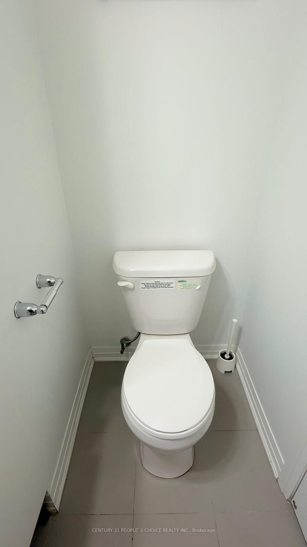 1900 Simcoe Street N, Unit 827 - Photo 18