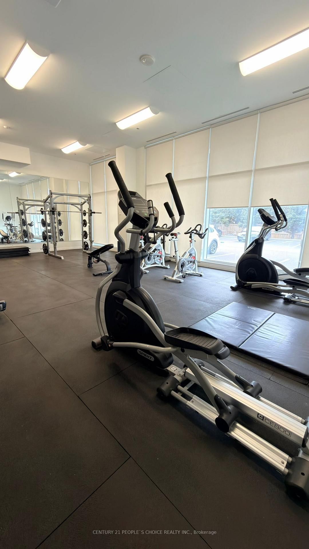 1900 Simcoe Street N, Unit 827 - Photo 21